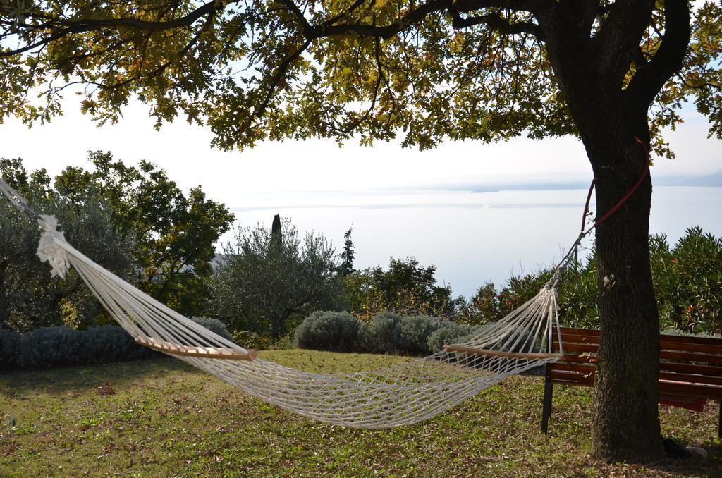 Casa Vacanze Mazurine10 Torri Del Benaco Room photo